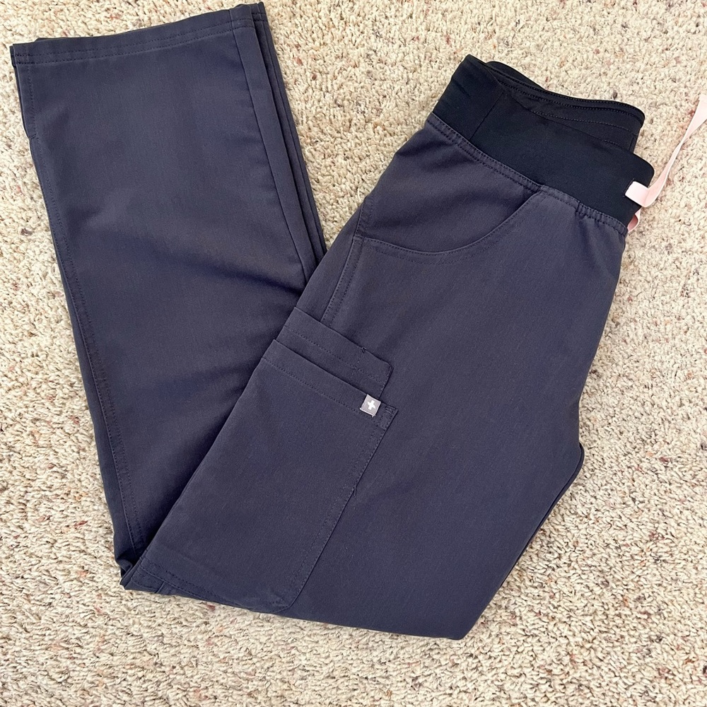 Figs kade cargo scrub pants deep grey